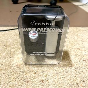 Wine Bottle preserver Keep wine  fresh